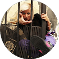 Profile photo of Lizzy Rich