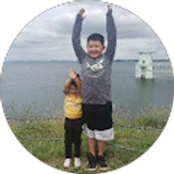 Profile photo of Isa Rosales