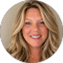 Profile photo of Amy Mott