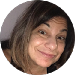 Profile photo of Donna Lazzaro