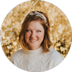 Profile photo of Courtney Crosby