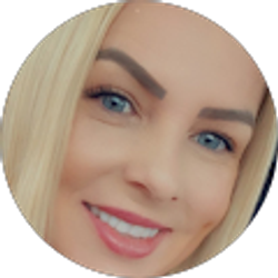 Profile photo of Danielle Griffin