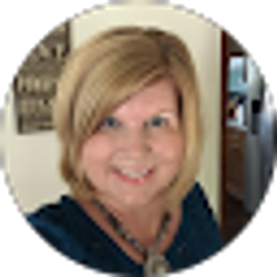 Profile photo of Stephanie Loudon