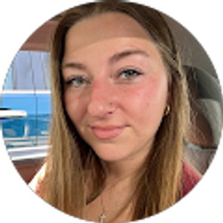 Profile photo of Hailey Adair