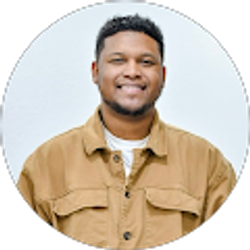 Profile photo of Euri M Valdez