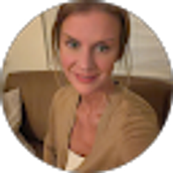 Profile photo of Elise Oveson