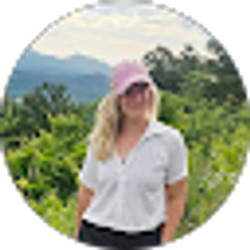 Profile photo of Gabby Wise