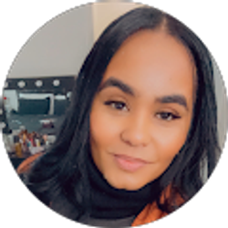 Profile photo of Ingrid Lara