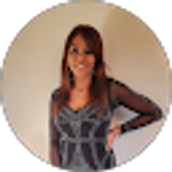 Profile photo of Nikki Richards