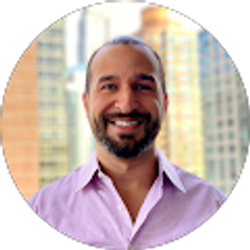 Profile photo of Farzad Irani