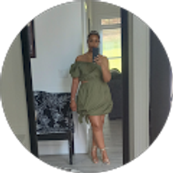 Profile photo of Ro Ti