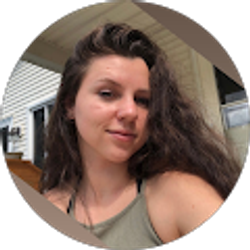 Profile photo of Avery Clarke