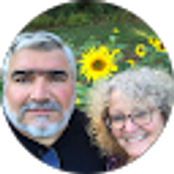 Profile photo of Ernesto & Awara Fernandez