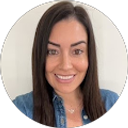 Profile photo of Emily Curi