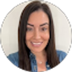 Profile photo of Emily Curi