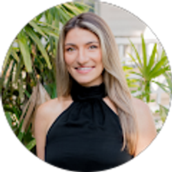 Profile photo of Kelsey Holder