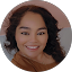 Profile photo of Paula Cisne