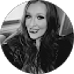 Profile photo of Ashley Steele