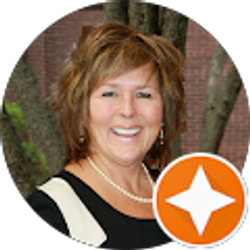 Profile photo of Lynnmarie Fye
