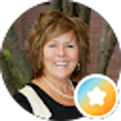 Profile photo of Lynnmarie Fye