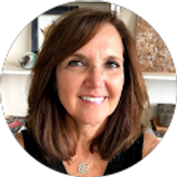 Profile photo of Helene Ballen