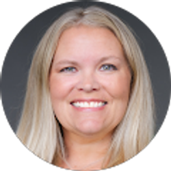 Profile photo of Danielle Simon