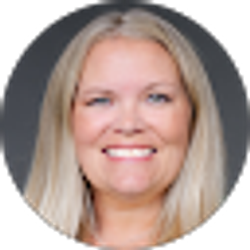 Profile photo of Danielle Simon