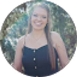 Profile photo of Alli Dippel