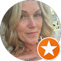 Profile photo of Amanda Newell