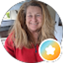 Profile photo of Linda
