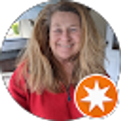 Profile photo of Linda