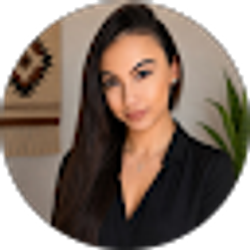 Profile photo of Miss R