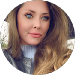 Profile photo of Olivia Rowan