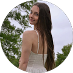 Profile photo of Kayleigh Thompson