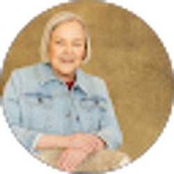Profile photo of Sue Tokuyama