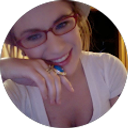 Profile photo of Demi Stone