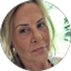 Profile photo of Suzanne Fisher