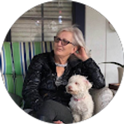 Profile photo of colleen mueller