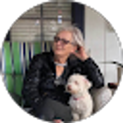 Profile photo of colleen mueller