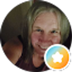 Profile photo of Dawn Hutchinson