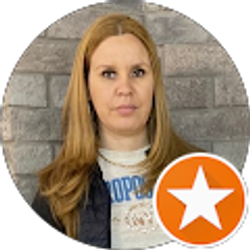 Profile photo of Yasmara González