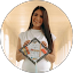 Profile photo of Victoria Hernandez