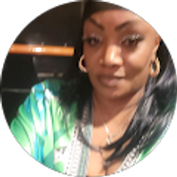 Profile photo of Neen Queen