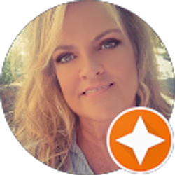 Profile photo of Leigh Barnes