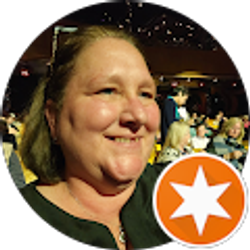 Profile photo of Jennifer Curry