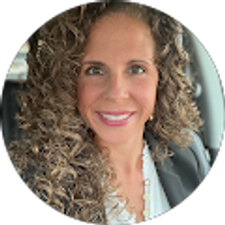 Profile photo of Beth Heiss