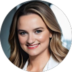 Profile photo of Cameryn Curry