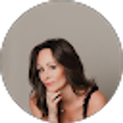 Profile photo of Heidi Johnson