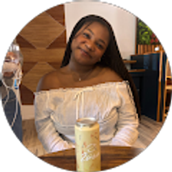 Profile photo of Tia Davis