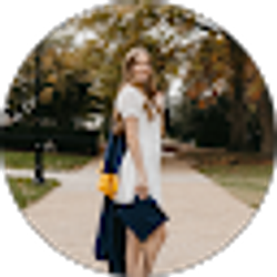 Profile photo of Ellie Mills